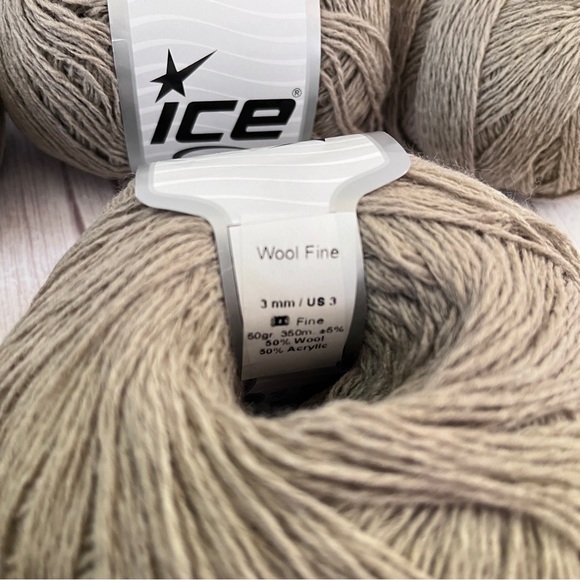 ICE Yarns "Wool Fine" - 50% Wool/50% Acrylic - Lot of 8 x 50g Balls - Khaki - Picture 5 of 11